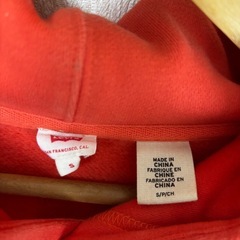 Levi's パーカー　オレンジの画像