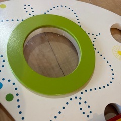 子供　テーブルおもちゃの画像