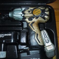 充電式インパクトドライバー　美品の画像