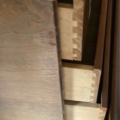 引き出し収納棚の画像