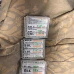 EBL 充電装置 充電池単三17本 単四20本ダイソーの画像