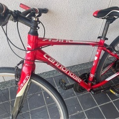 CANNONDALE キャノンデール自転車　クロスバイク　赤の画像