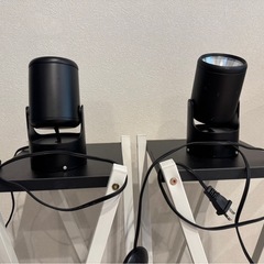 スポットライトとスタンド2セットの画像