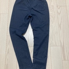 【キッズ】ベルメゾン　ズボン　裏起毛　デニム色　140cmの画像