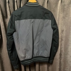 ハーレー　Hurley ジャケットの画像