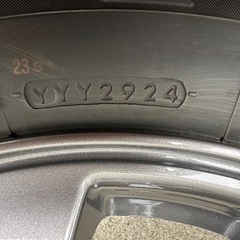 ジムニーシエラ純正ホイール付きスタッドレスタイヤの画像