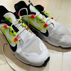 NIKE スニーカーの画像