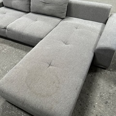 ソファー　グレー　シミありの画像