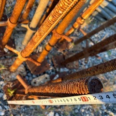 足場　ジャッキベース　中古　15本セットの画像