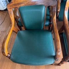 椅子5個セットの画像