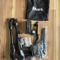 【Shark コードレス掃除機 EVOFLEX IF185J 付属品あり】の画像