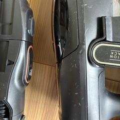 【Shark コードレス掃除機 EVOFLEX IF185J 付属品あり】の画像