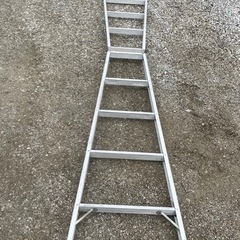4段脚立　高さ140の画像