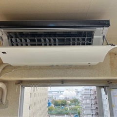 SHARPエアコン10畳用の画像