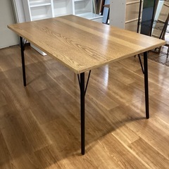 ダイニングテーブル（アイアンパイプ脚）【町田市再生家具】252341の画像