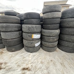 廃タイヤ無料100本ぐらいMIXサイズの画像