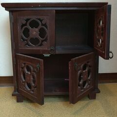 飾り棚（傷アリ）（取りに来てくださる方、お願いします）の画像