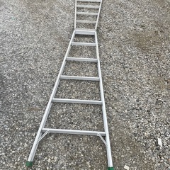 5段脚立の画像