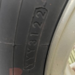 225/70R16 スタッドレスタイヤ4本セットの画像