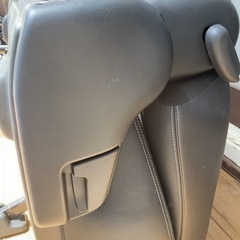 TOYOTA ハイエース　200系　ダークプライム　新品リアシートの画像