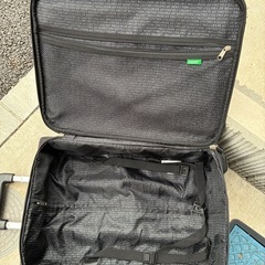 スーツケース／UNITED COLORS OF BENETTON（ベネトン）の画像