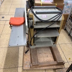 【リユースマン倉敷】マキタ 自動カンナ312mm 2030Sの画像