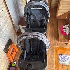 縦型
ツインベビーカーの画像
