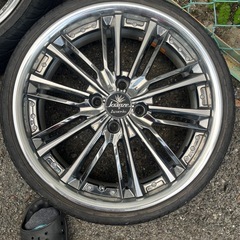 クレンツェアクエルドの画像