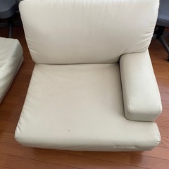 ソファーの画像