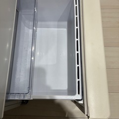 AQUA 2021年製　272L 3ドア 冷蔵庫の画像