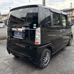 【総額コミコミ】広島発プライムゲート27年NBOX　GLパッケージ　車検令和８年１１月２９日　後期モデル　ワンオーナー　純正８インチナビ　バックカメラ　フルセグTV　ステアリングリモコン　左パワースライドドア　ブラック内装　社外14インチアルミホイール　ETC　スマートキー　プライバシーガラス　タイミングチェーン　修復歴無し　ディーラー系オートオークション仕入　軽自動車　軽スライド　格安の画像