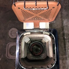 ポット式石油ストーブ サンデン オイルヒーター KS-103SE 昭和 レトロ ストーブ 煙突式 三共電器 暖房 石油ストーブ ヒーターの画像