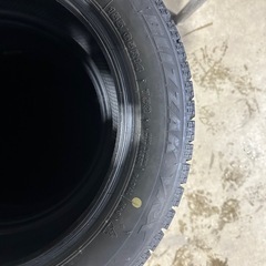 ブリヂストン　スタッドレスタイヤ　155/65/14  VRX バリ山の画像