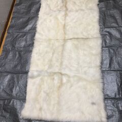 ムートン風ラグ シープスキン風 ファーラグ 白系 インテリア マット 170×60 裏地付 ロングファー ふわふわ 251113-11の画像