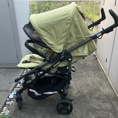 AB型ベビーカー(レインカバー・フットカバー付き)の画像