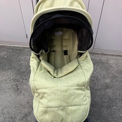 AB型ベビーカー(レインカバー・フットカバー付き)の画像