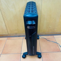 デロンギ　オイルヒーター　凹みあり美品の画像