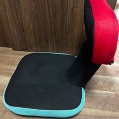 ゲーミングチェアの画像