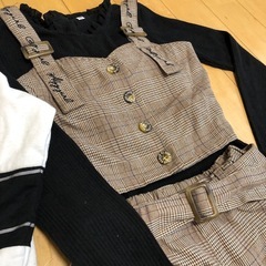 140他女児服セットの画像