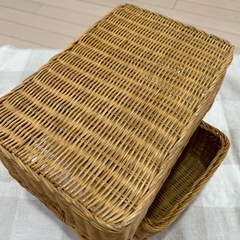 美品カゴ2つ　お話中の画像