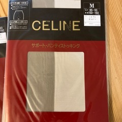 CELINEパンストの画像