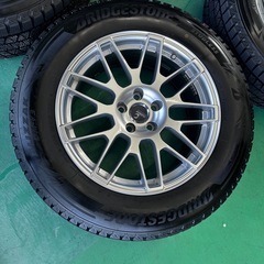 レクサス　スタッドレスタイヤの画像