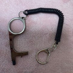 非接触キーホルダー　ドアオープナーの画像