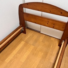 ベッドフレーム　11/13限定出品の画像