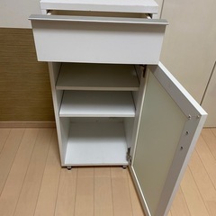 ニトリ　白　収納チェスト の画像