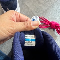 新品●ミズノランニングシューズ23.5　の画像