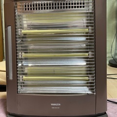 山善　2011年製　　電気ストーブの画像