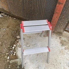 アルミ脚立の画像