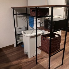 カウンターテーブルの画像