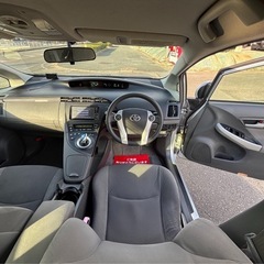 トヨタ　プリウス 1.8S ｟銀｠の画像